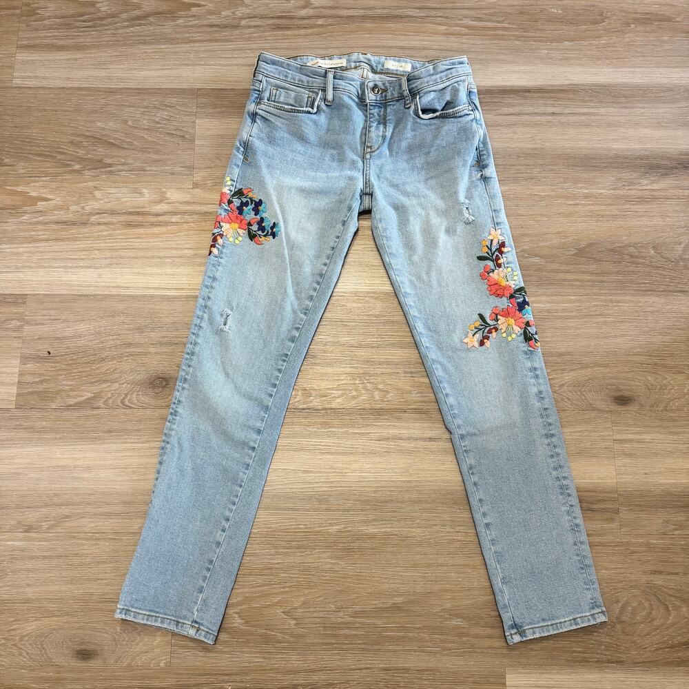 Pilcro & The Letterpress | Mid Rise Light Wash Embroidered Denim Size 26
